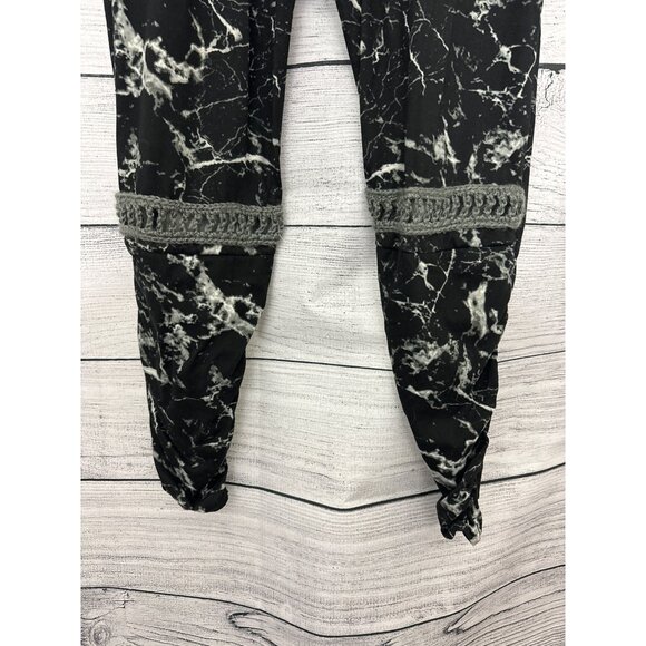 BeMo Designs Black & White Marbled Harem Pants w/ Crochet Detail Size M - Picture 4 of 4